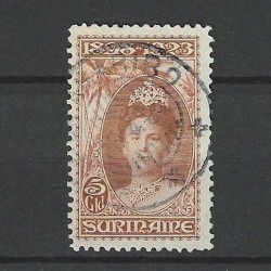 Suriname 110  Wilhelmina  5Gld  VFU/gebr  CV 290 €