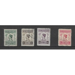Suriname 100-103  Wilhelmina  VFU/gebr CV 72 €