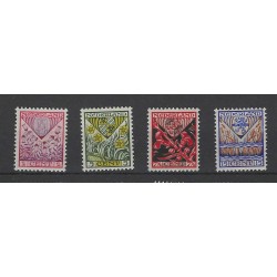 Nederland 208-211 Kind 1927 MNH/postfris  CV 35 €