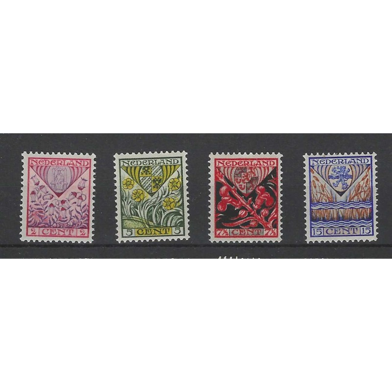 Nederland 208-211 Kind 1927 MNH/postfris CV 35 € Nederland 208-211 Kind 1927 MNH/postfris CV 35 €