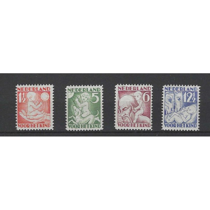 Nederland 232-235 Kind 1930 MNH/postfris CV 70 € Nederland 232-235 Kind 1930 MNH/postfris CV 70 €