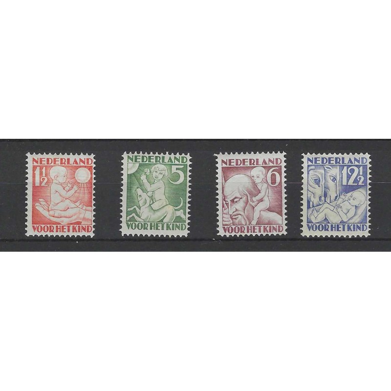 Nederland 232-235 Kind 1930 MNH/postfris CV 70 € Nederland 232-235 Kind 1930 MNH/postfris CV 70 €