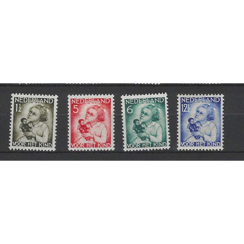 Nederland 270-273 Kind 1934 MNH/postfris CV 105 € Nederland 270-273 Kind 1934 MNH/postfris CV 105 €