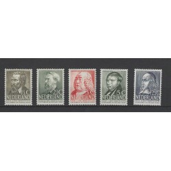 Nederland 318-322 Zomer 1939 MNH/postfris CV 33,5 €