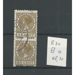 Nederland R30 Roltanding vertikaal paar VFU/gebr  CV 48,5 €