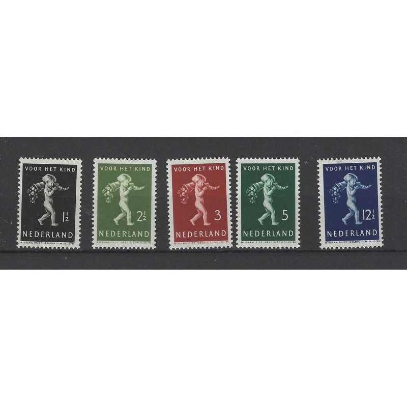 Nederland 327-331Kind 1939 MNH/postfris CV 32,5 €