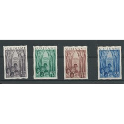 Suriname 312-315 Jeugdwerk  MNH/postfris   CV 28 €