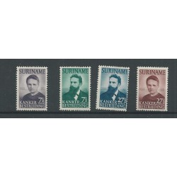 Suriname 280-283 Röntgen en Curie MNH/postfris  CV 90 € Pracht exemplaar!!