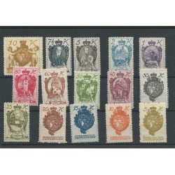 Liechtenstein 25-39  LANDSWAPPEN  MNH/postfris   CV 28 €