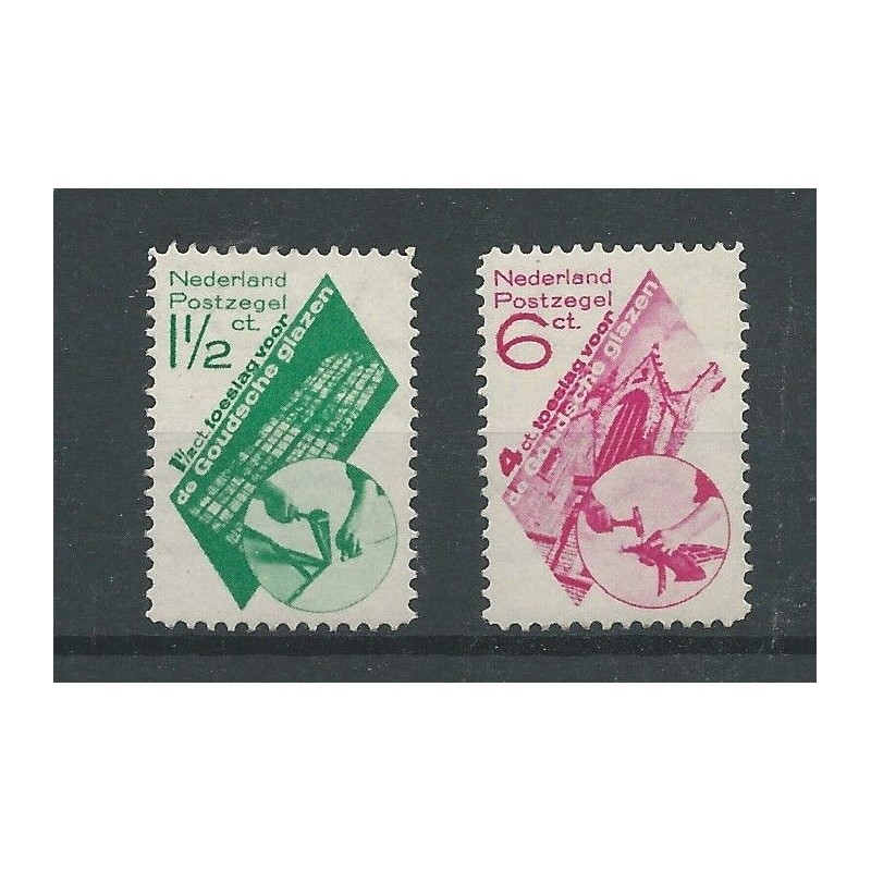Nederland 238-239 Goudse Glazen MNH/postfris CV 95 € Nederland 238-239 Goudse Glazen MNH/postfris CV 95 €