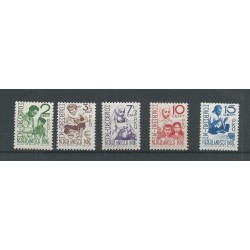 Ned. Indie  293-297 Moehammadijah  MNH/postfris  CV 32 €