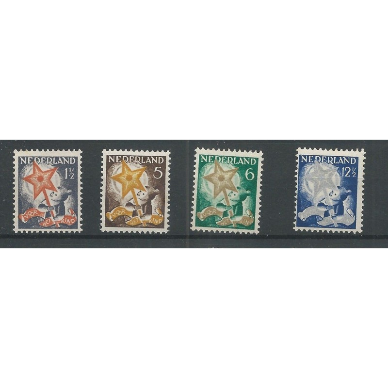 Nederland 261-264 Kind 1933 MNH/postfris CV 107 € Nederland 261-264 Kind 1933 MNH/postfris CV 107 €