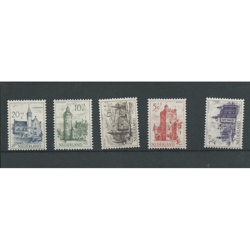 Nederland 568-571 Zomer 1951 MNH/postfris CV 35 € Nederland 568-571 Zomer 1951 MNH/postfris CV 35 €