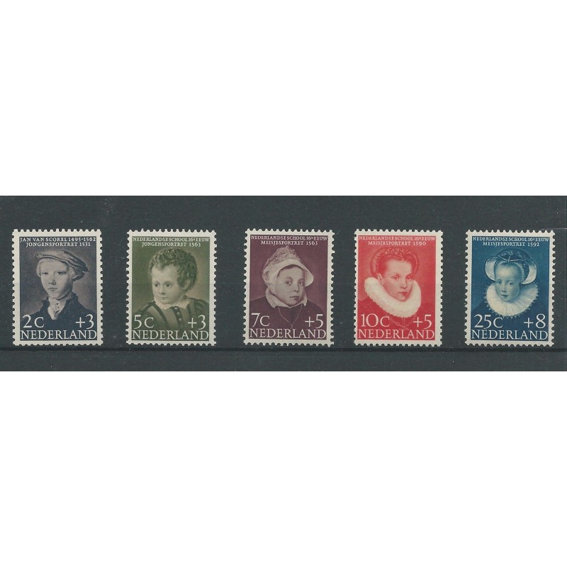 Nederland 683-687 Kind 1956  MNH/postfris  CV 11,5 €