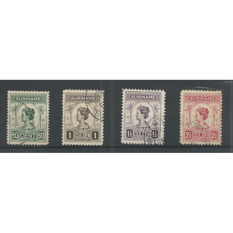Suriname 100-103 Wilhelmina VFU/gebr CV 72 € Suriname 100-103 Wilhelmina VFU/gebr CV 72 €