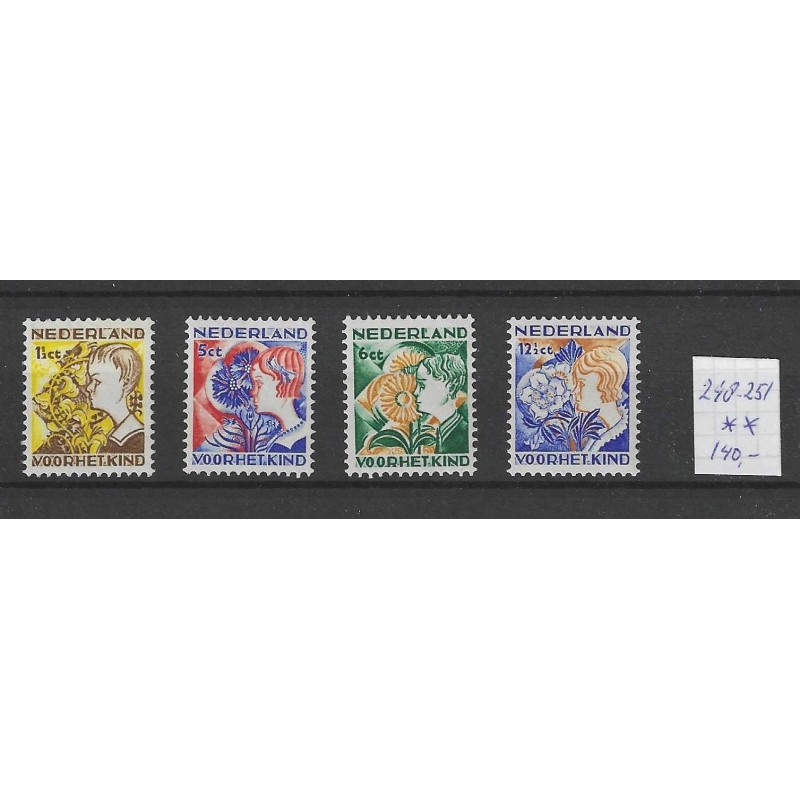 Nederland 248-251 Kind 1932 MNH/postfris CV 126 € Nederland 248-251 Kind 1932 MNH/postfris CV 126 €