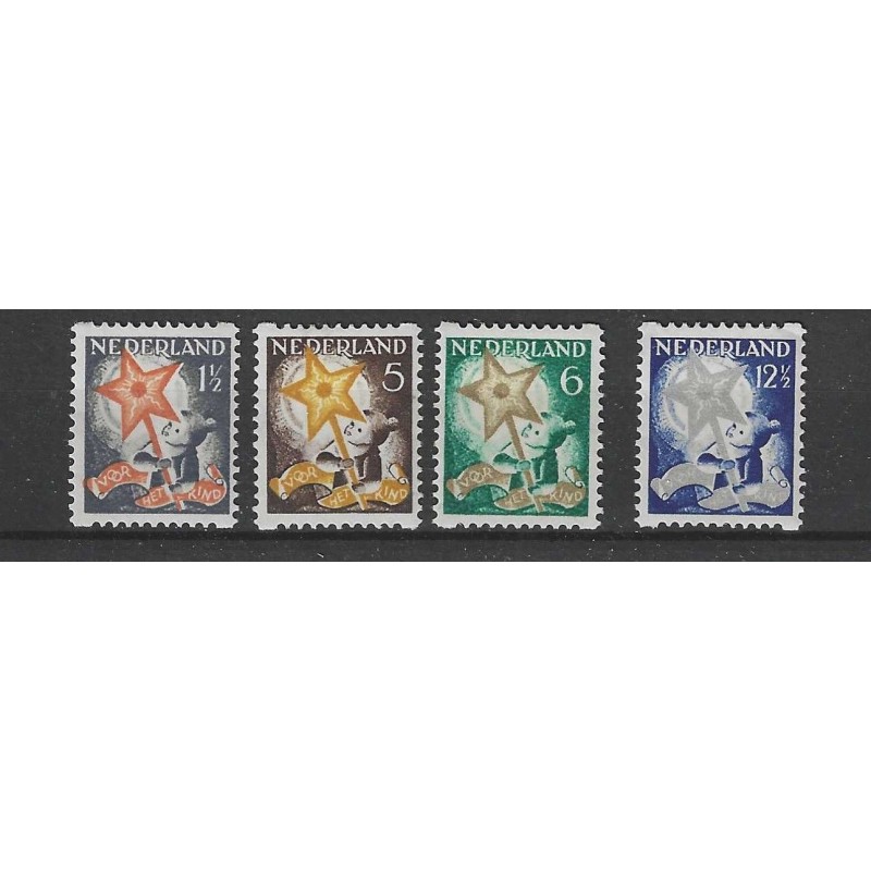 Nederland R98-101 Roltanding kind 1933 MNH/postfris CV 130 € Nederland R98-101 Roltanding kind 1933 MNH/postfris CV 130 €